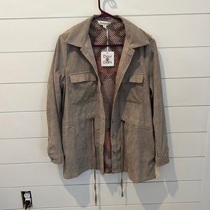 Davy & Dani Medium Light Weight Jacket